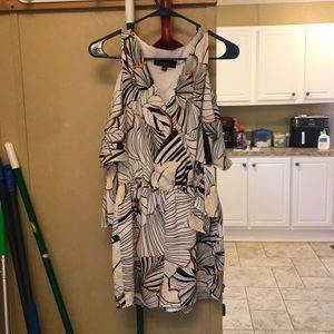 Adelyn Rae XS Romper